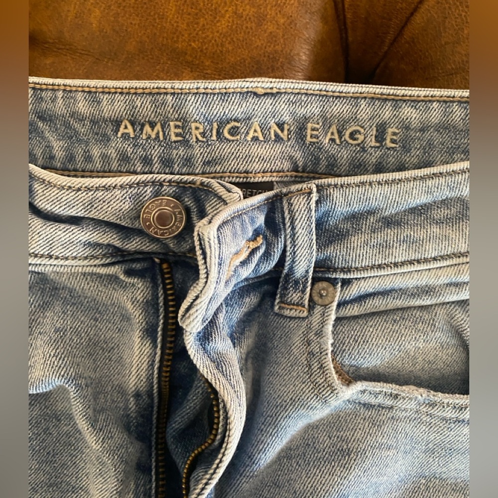 American Eagle Mom Jeans
